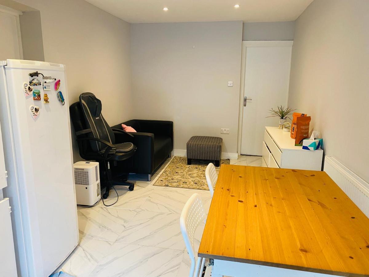1 Studio Room Near Central 런던 외부 사진